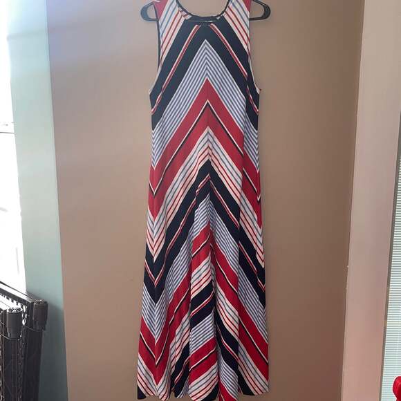 CHAPS Women's‎ Chevron Striped Sleeveless Midi Dress Size Large - Picture 3 of 6
